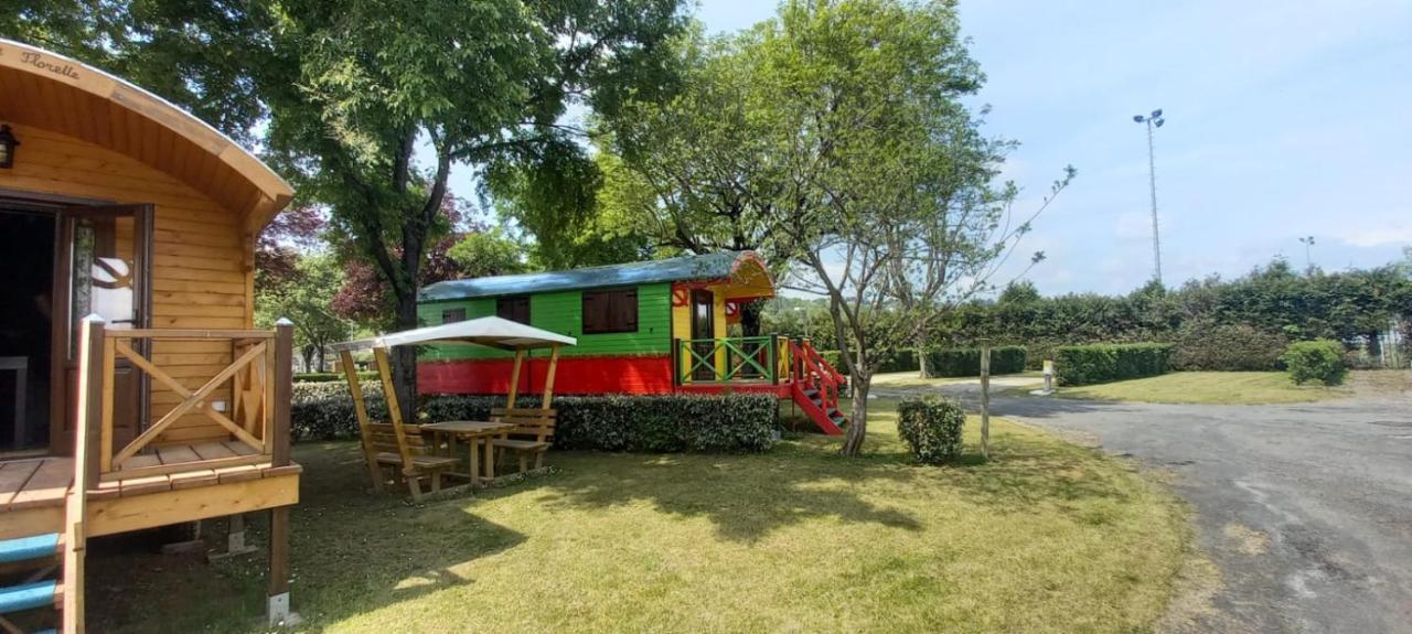 Camping De Rouergue Villefranche-de-Rouergue Exterior photo