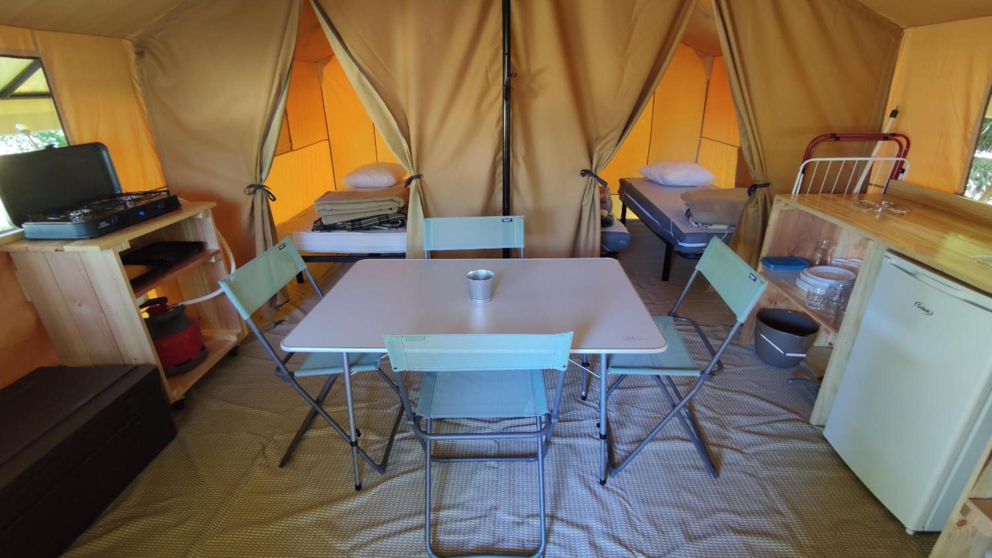Camping De Rouergue Villefranche-de-Rouergue Exterior photo